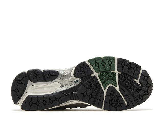 New Balance 1906R 'Silver Metallic Nightwatch Green'