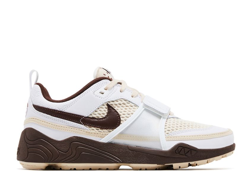 Travis Scott x Nike Zoom Field Jaxx “Light Chocolate”